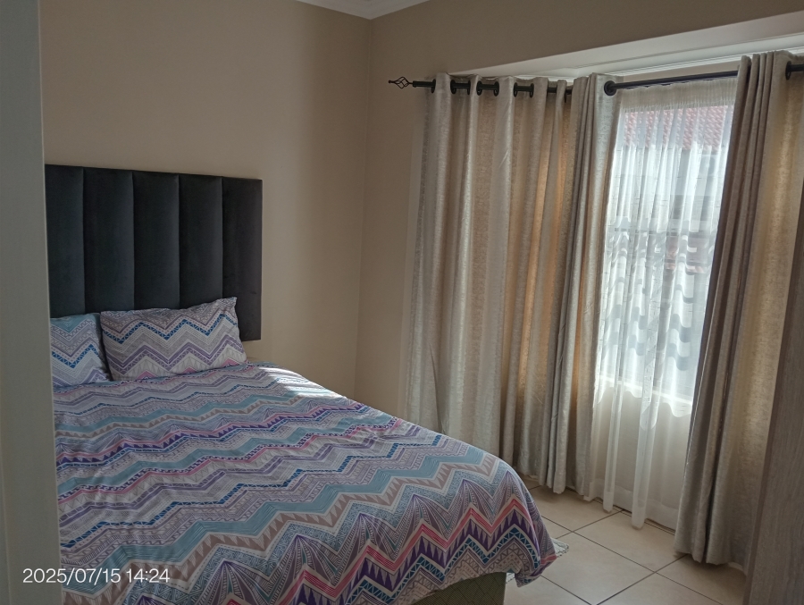 To Let 3 Bedroom Property for Rent in Waterval East North West